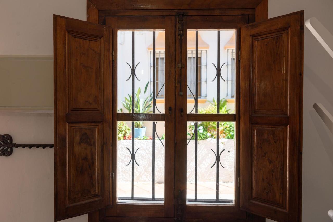 Lovely Cozy 2-Bedroom Residential Home With Patio Benalmadena Exterior photo